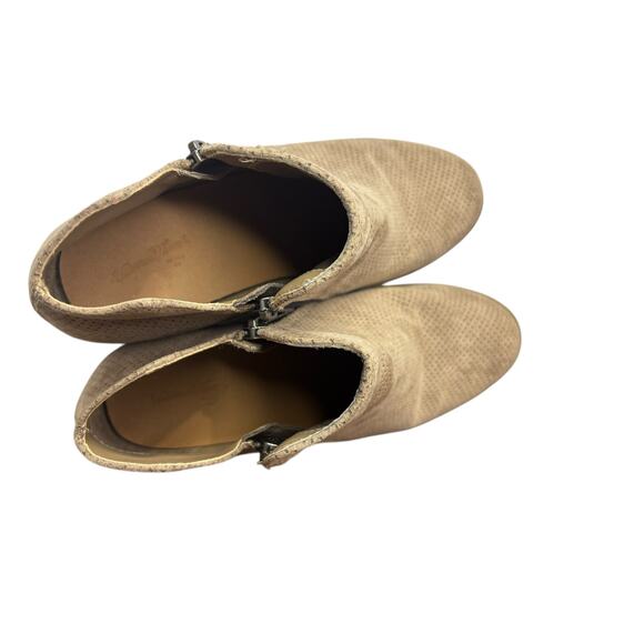 Universal Thread Side Zipper Booties Light Tan Size 6 - Picture 8 of 8